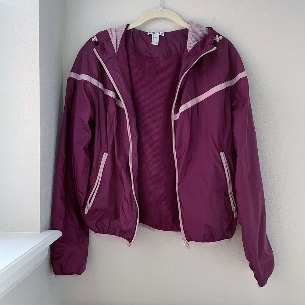NWOT Windbreaker